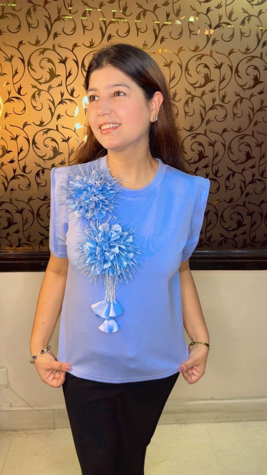 Elegant Flower Top WW69